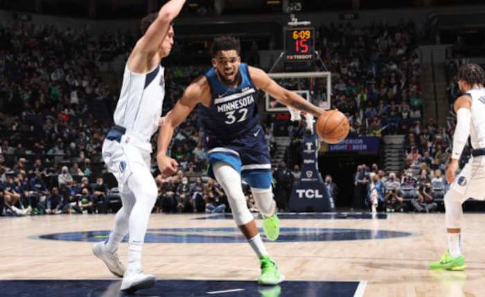 30F3E47F-9786-4D6F-8A6A-BAFED337F678